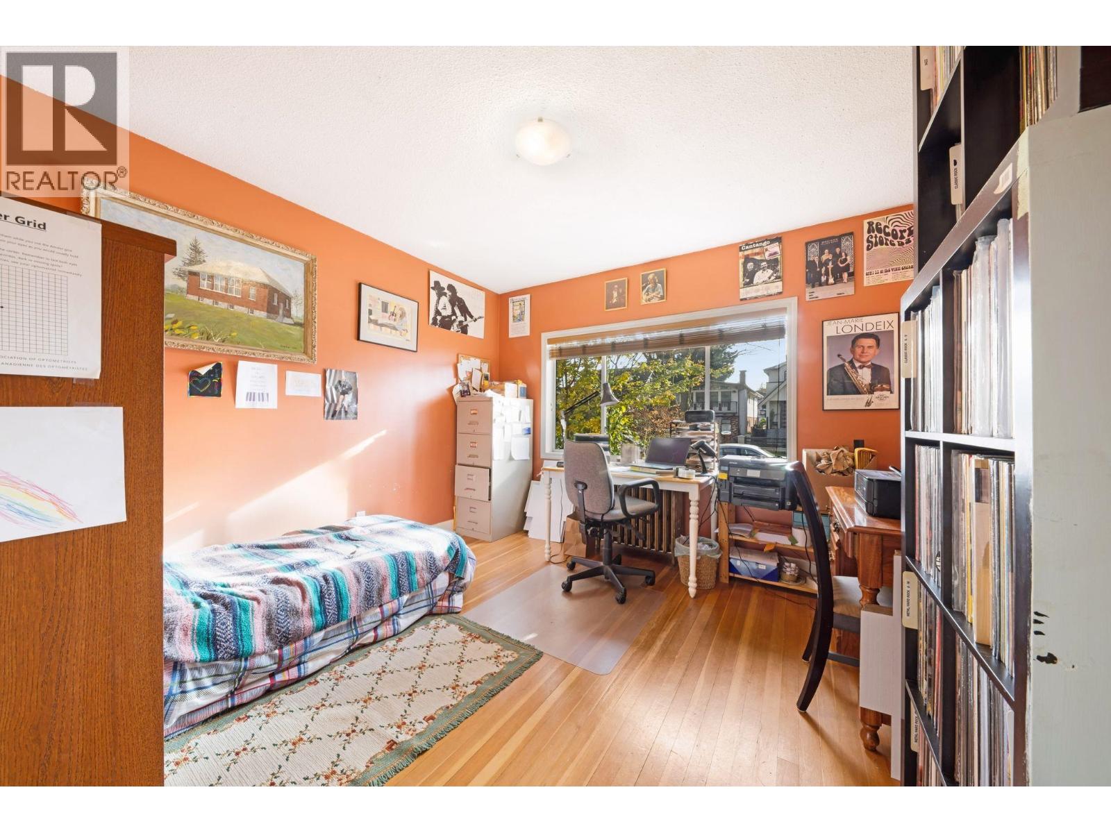 2865 Grant Street Property Photo 16