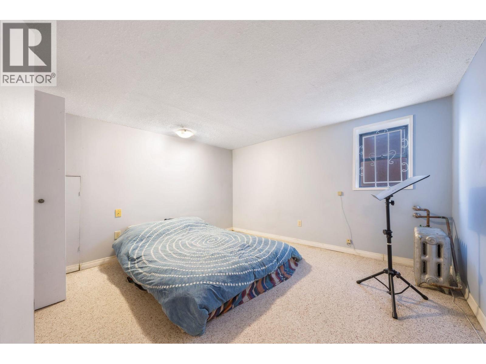 2865 Grant Street Property Photo 22