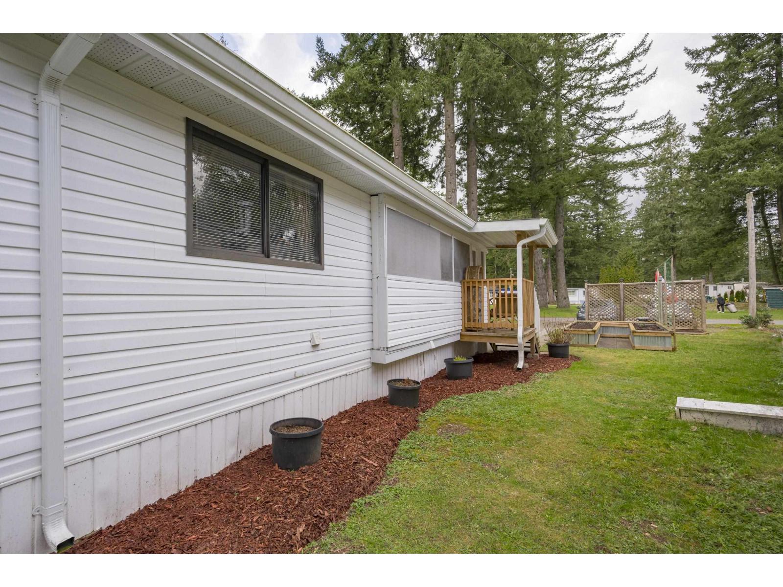 49 20071 24 Avenue Property Photo 26