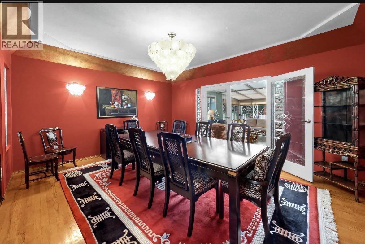 8022 Lakefield Drive Property Photo 17