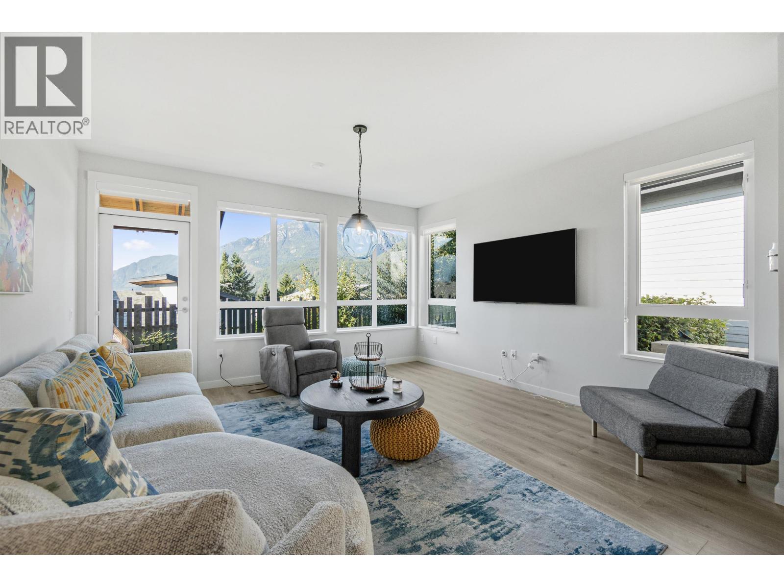 6 41215 Garibaldi Springs Way Property Photo 16