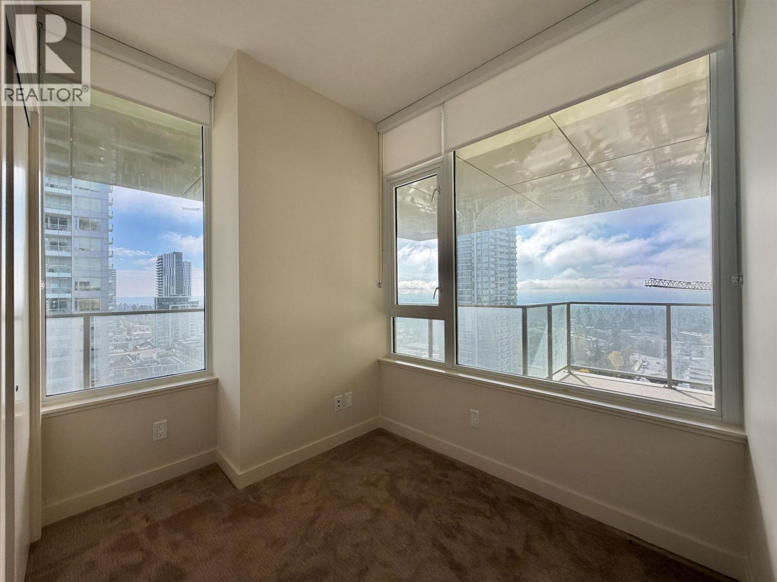 1604 6383 Mckay Avenue Property Photo 5