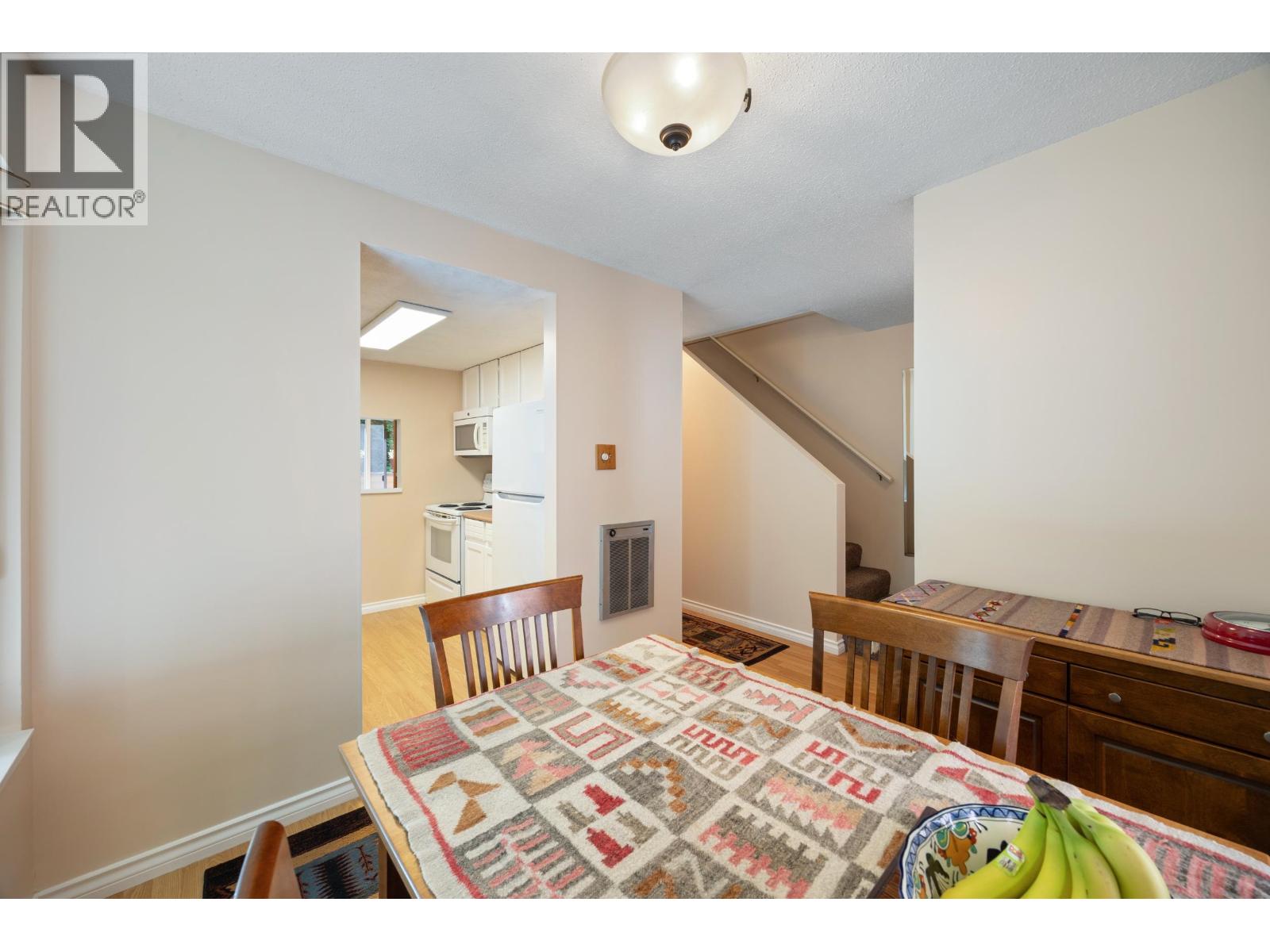 4384 Garden Grove Drive Property Photo 9