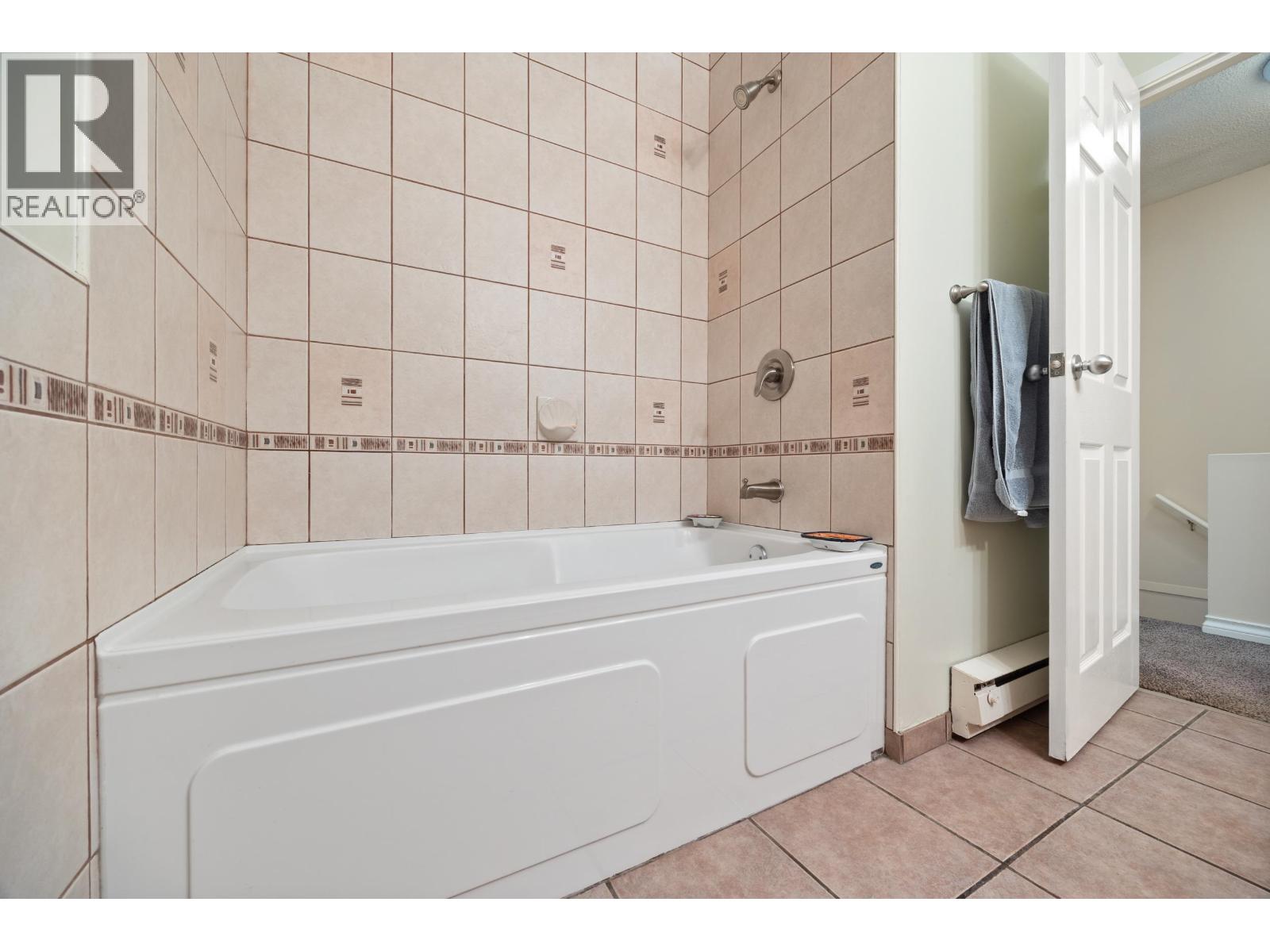4384 Garden Grove Drive Property Photo 20
