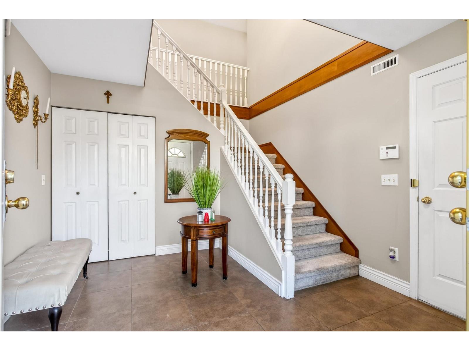 15110 95a Avenue Property Photo 3