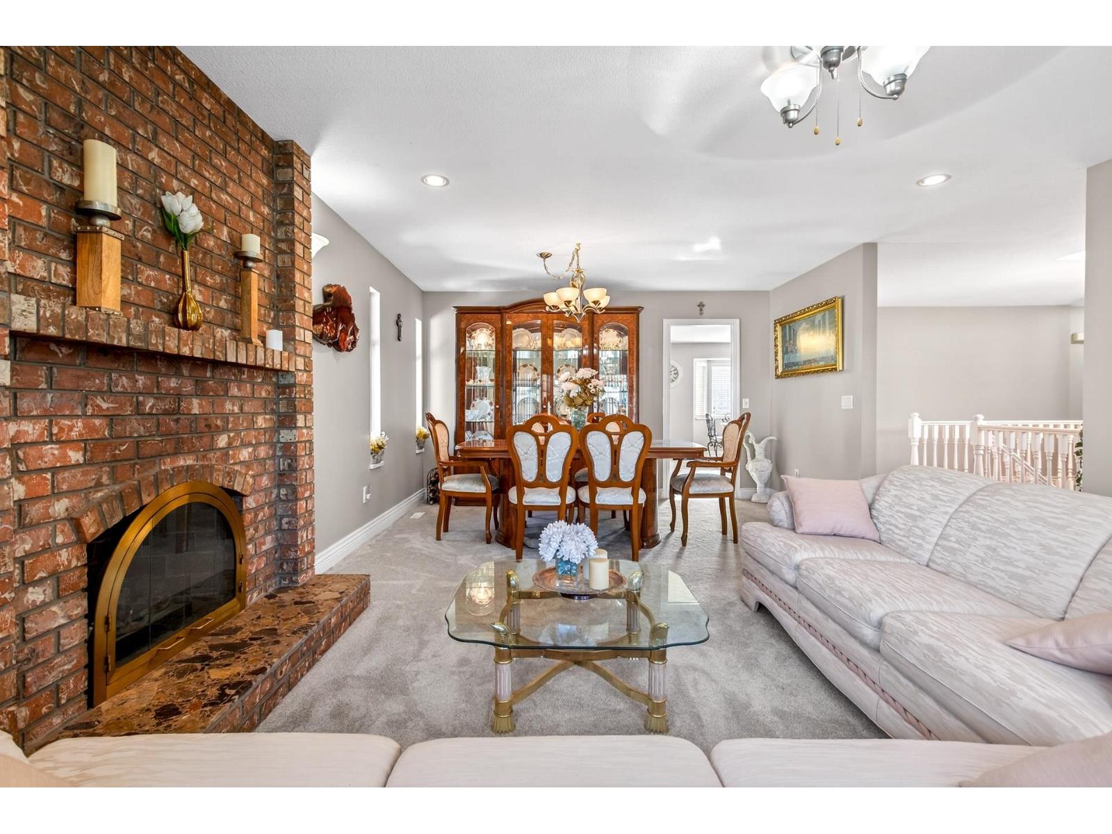 15110 95a Avenue Property Photo 8