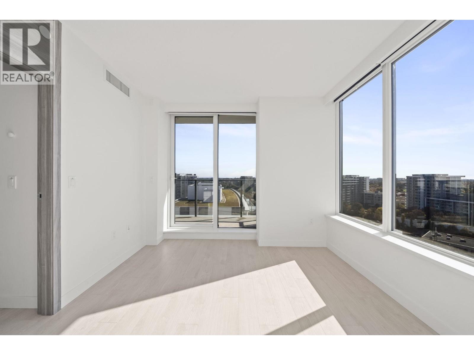 1401 8611 Hazelbridge Way Property Photo 19