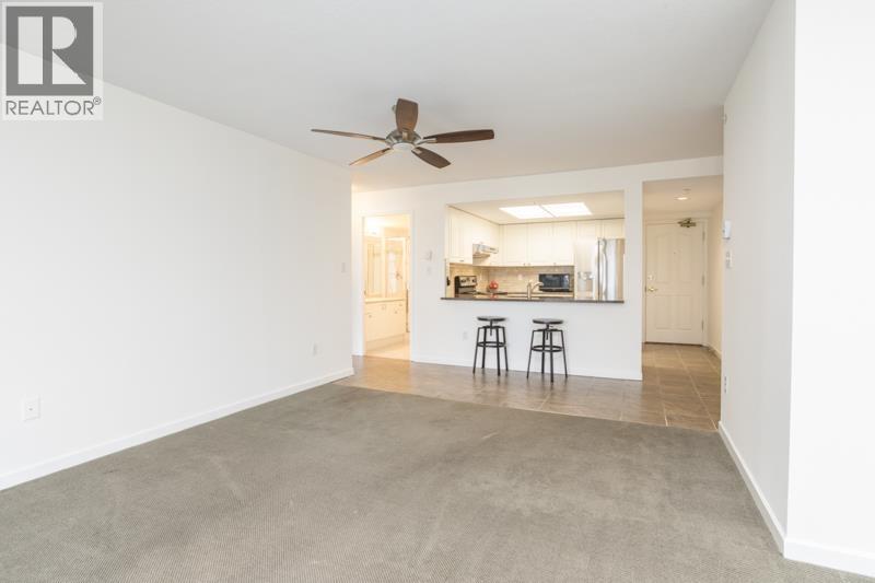 909 6088 Minoru Boulevard Property Photo 10