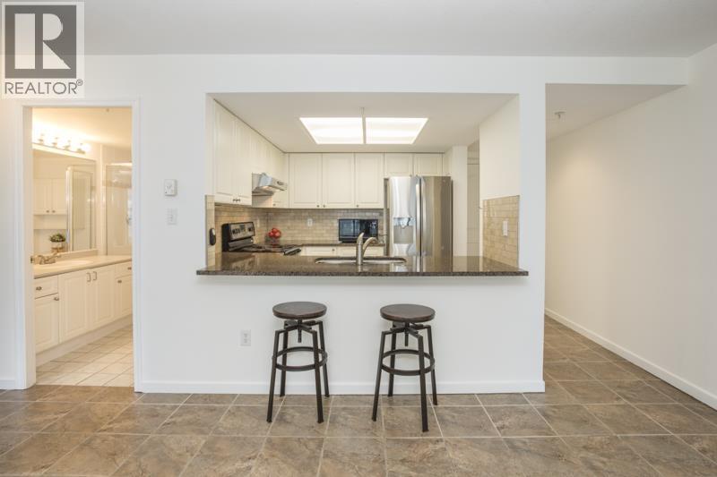 909 6088 Minoru Boulevard Property Photo 11