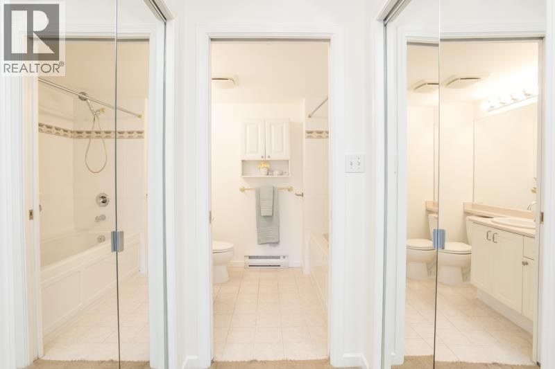 909 6088 Minoru Boulevard Property Photo 19