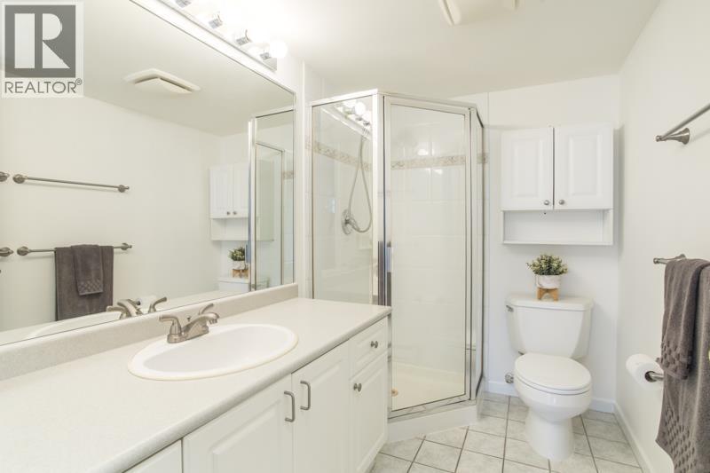 909 6088 Minoru Boulevard Property Photo 24