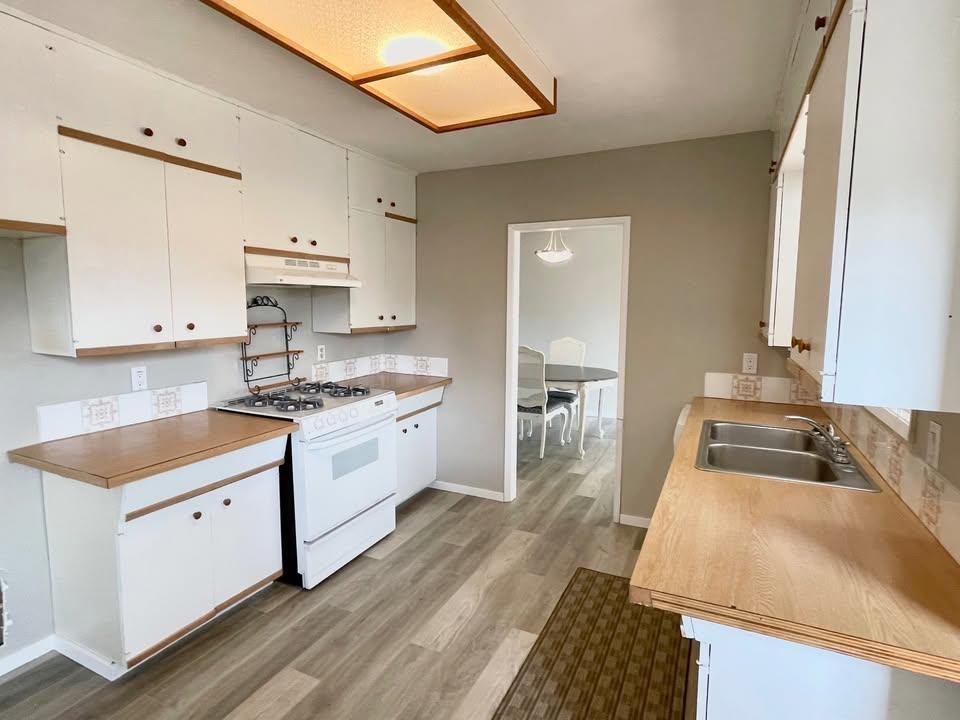 1824 Property Photo 3