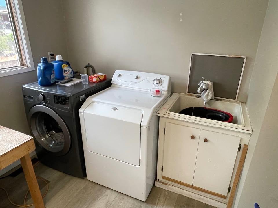 1824 Property Photo 13