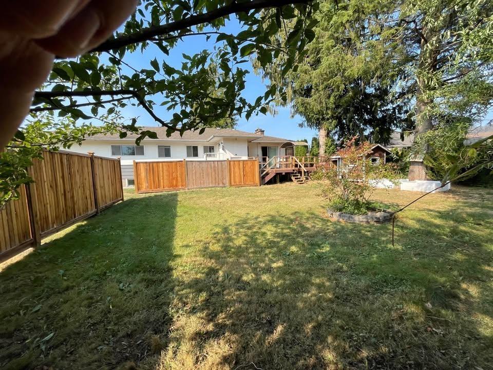 1824 Property Photo 15