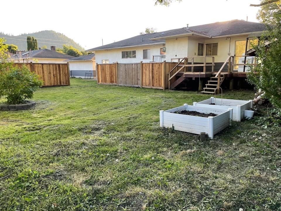 1824 Property Photo 16