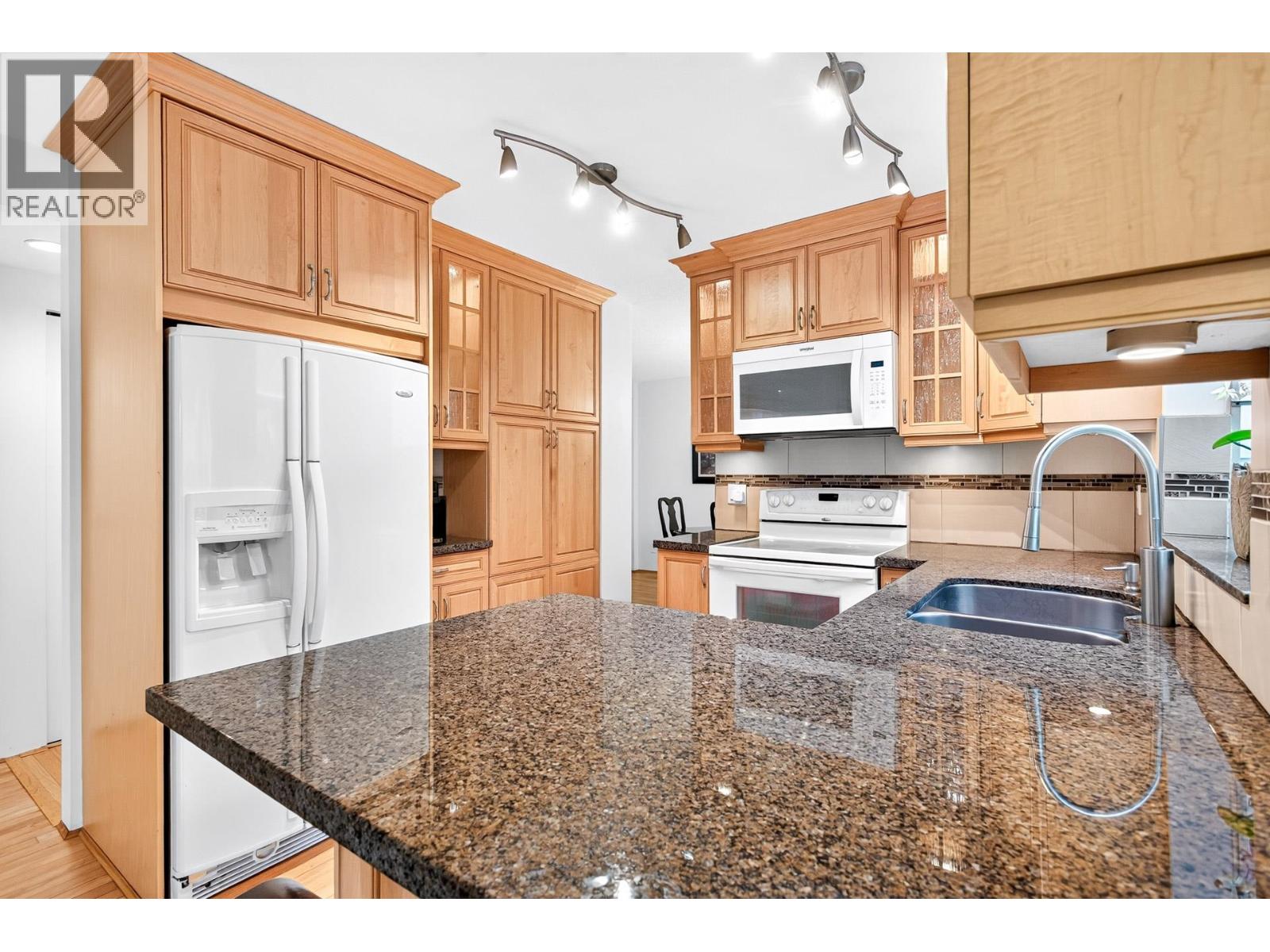1189 Durant Drive Property Photo 13
