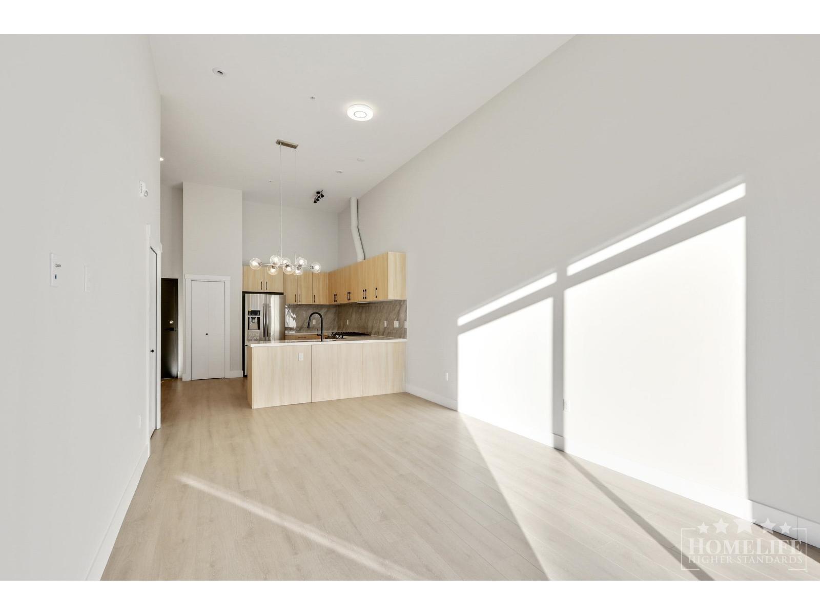 101 14858 60 Avenue Property Photo 5