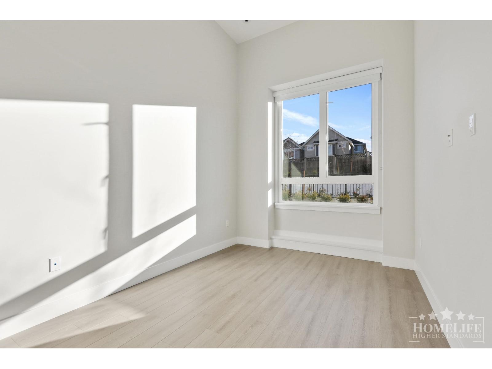 101 14858 60 Avenue Property Photo 9