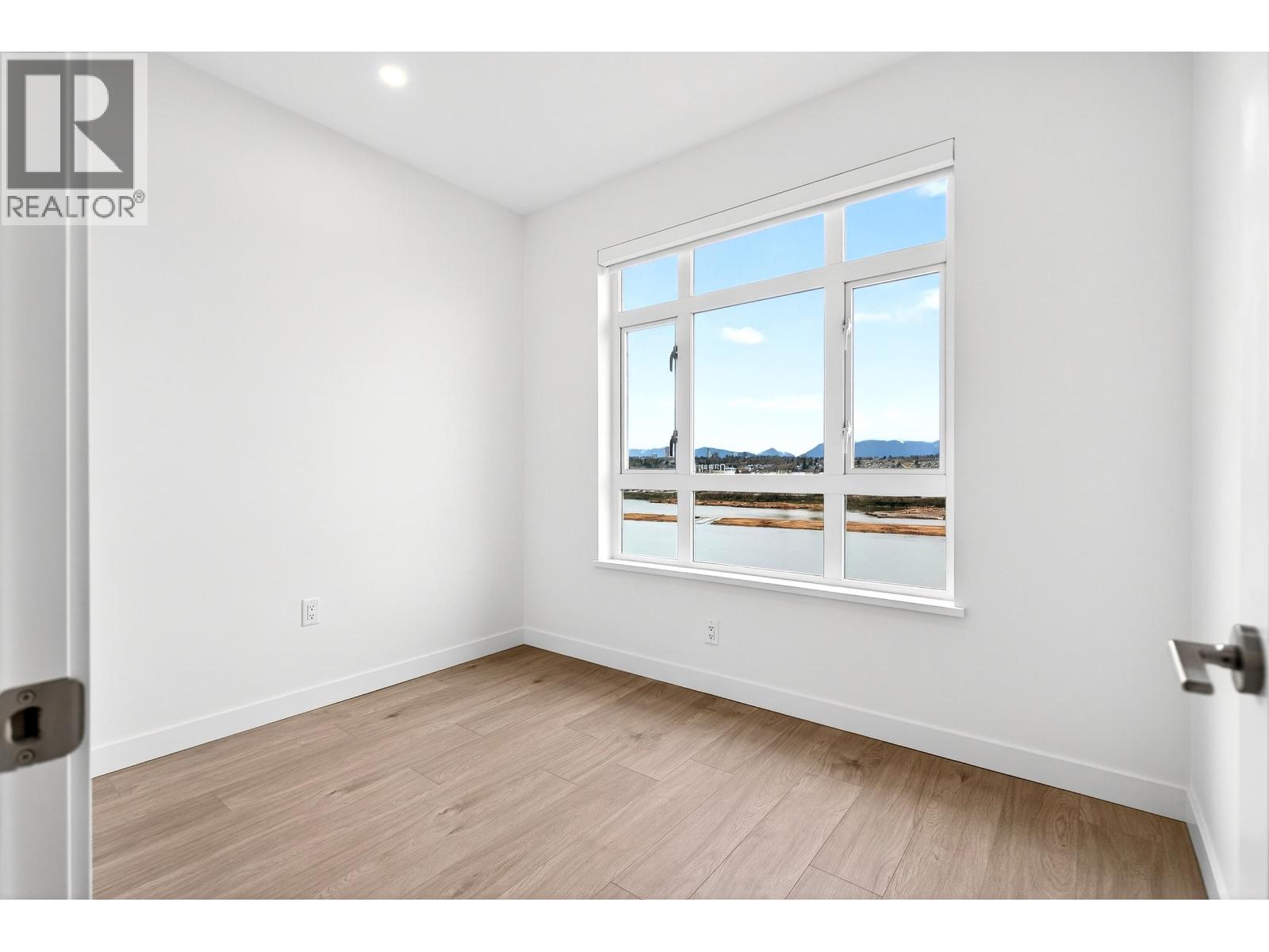76 10333 River Drive Property Photo 24