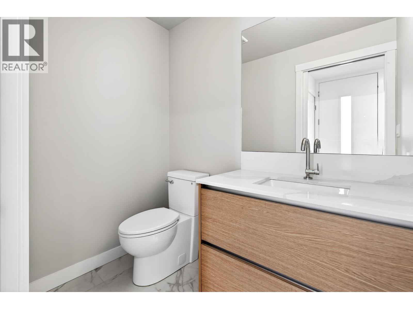 76 10333 River Drive Property Photo 26