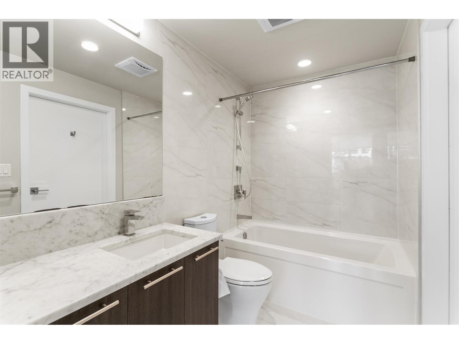 305 4963 Cambie Street Property Photo 13