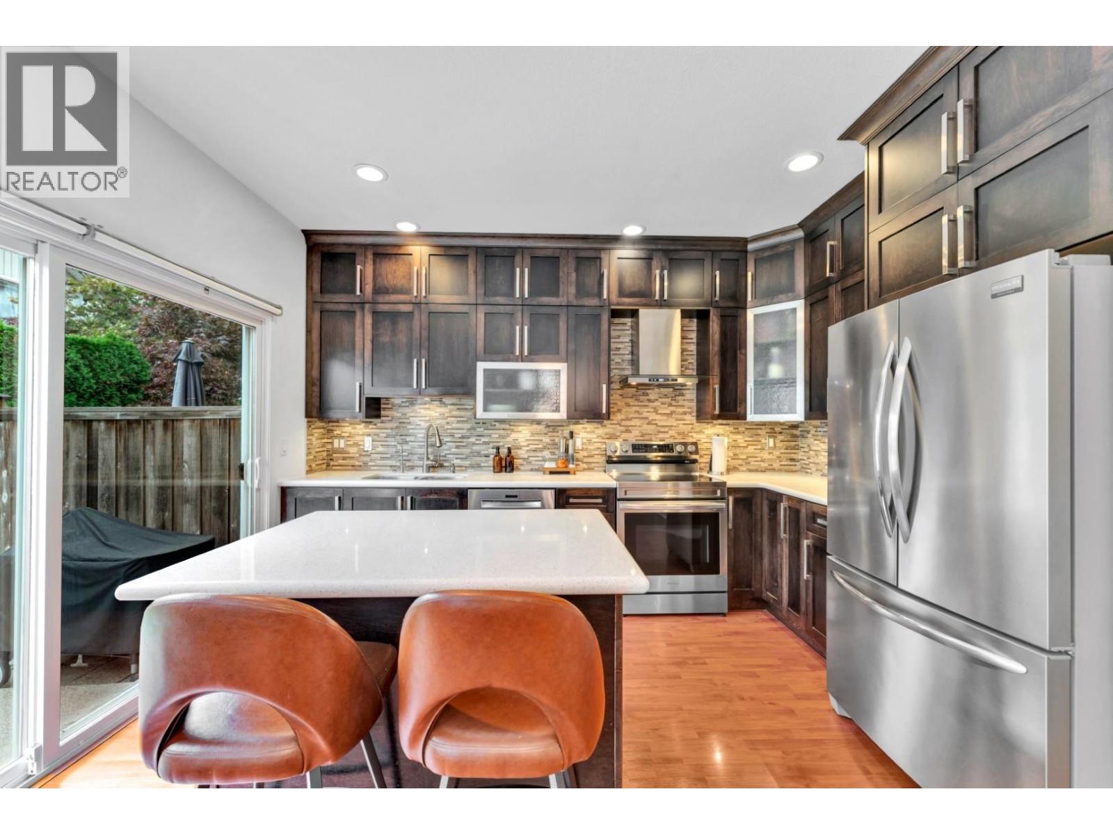142 1055 Riverwood Gate Property Photo 3
