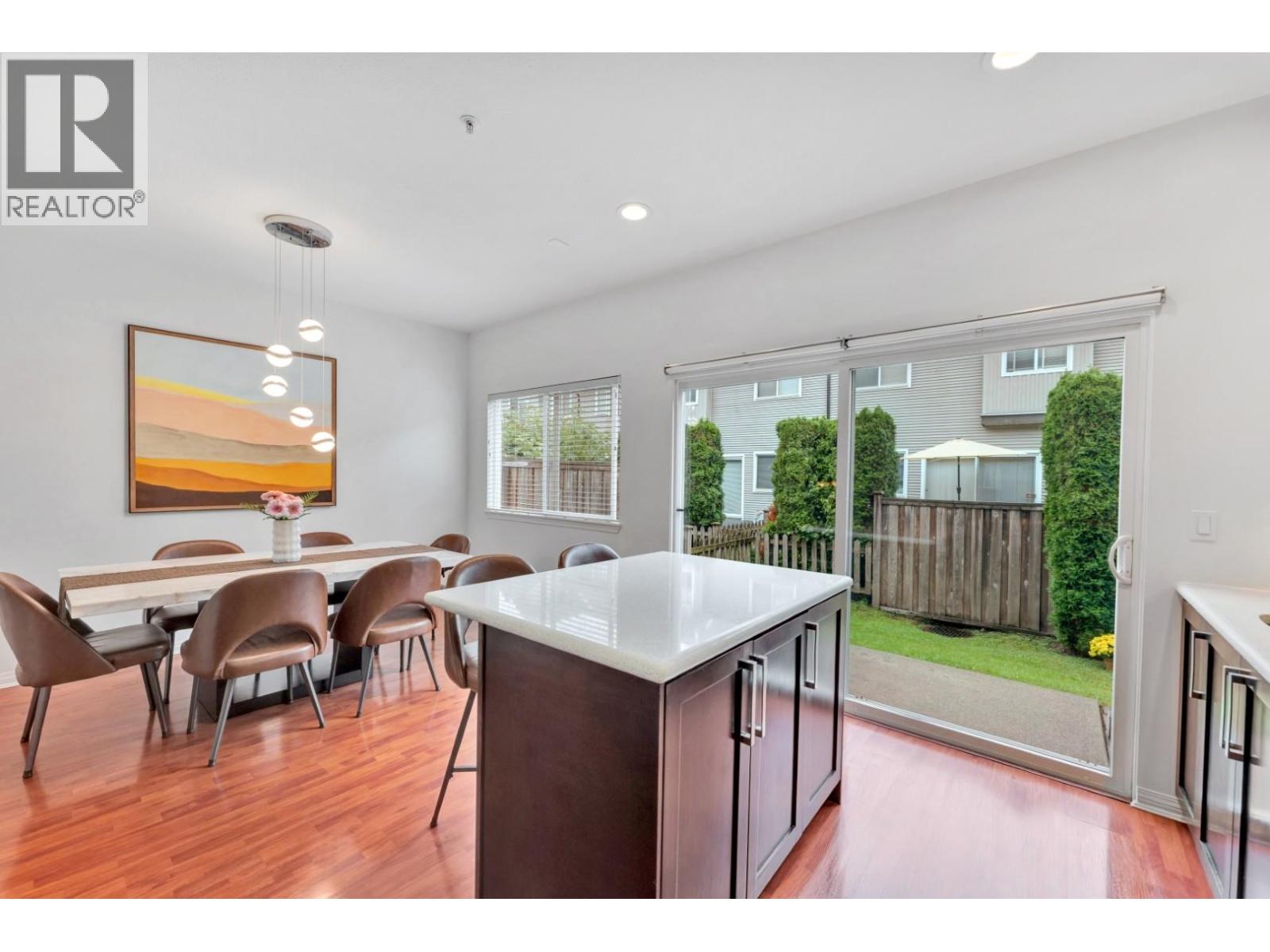 142 1055 Riverwood Gate Property Photo 9