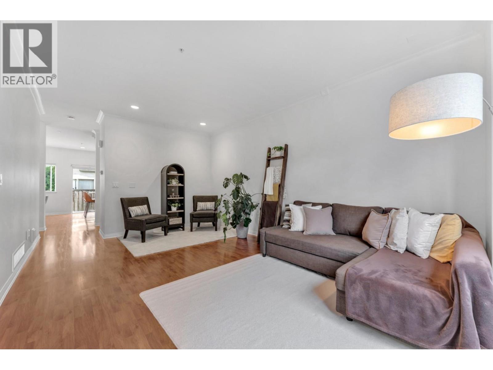 142 1055 Riverwood Gate Property Photo 13