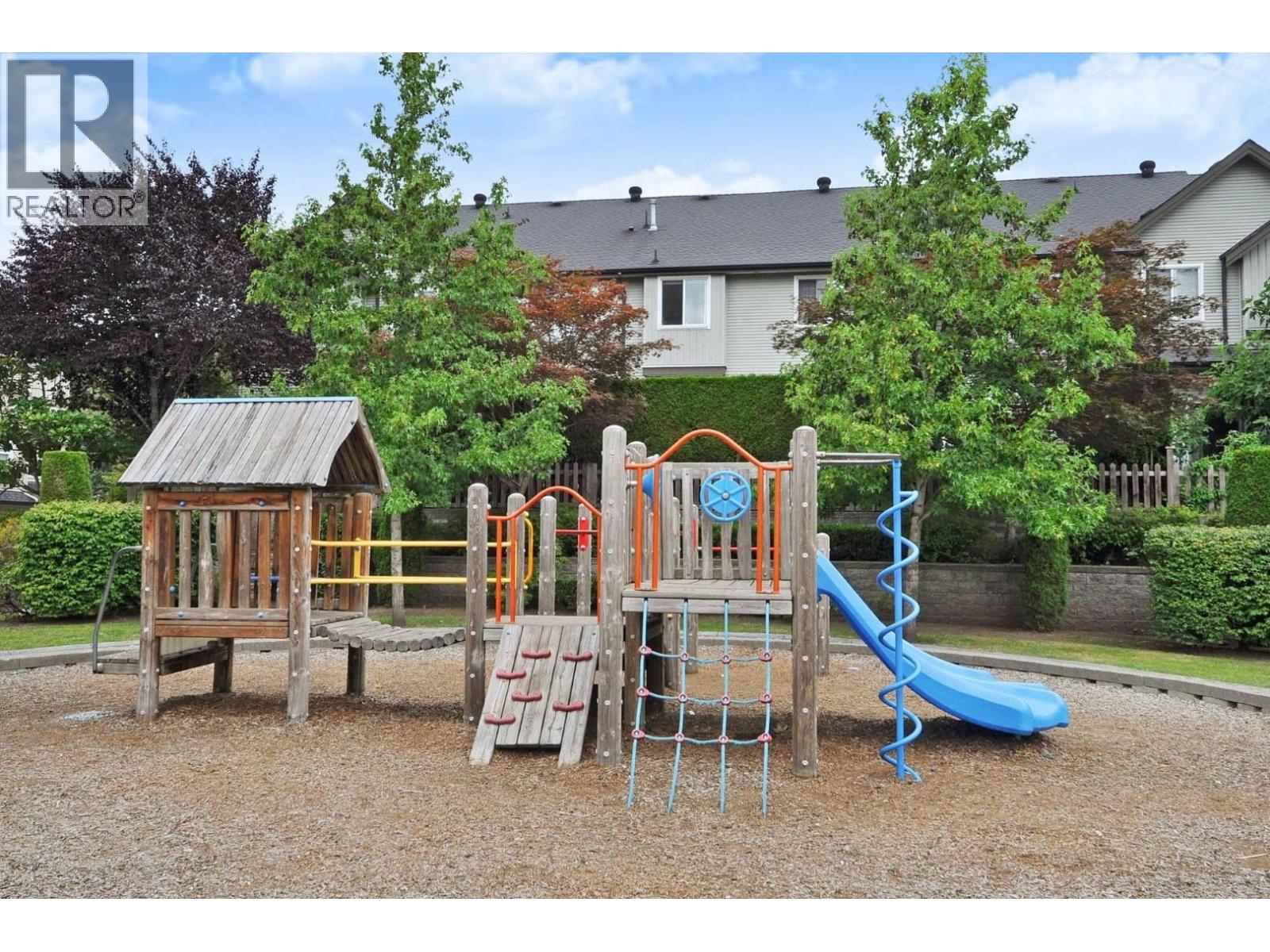 142 1055 Riverwood Gate Property Photo 35