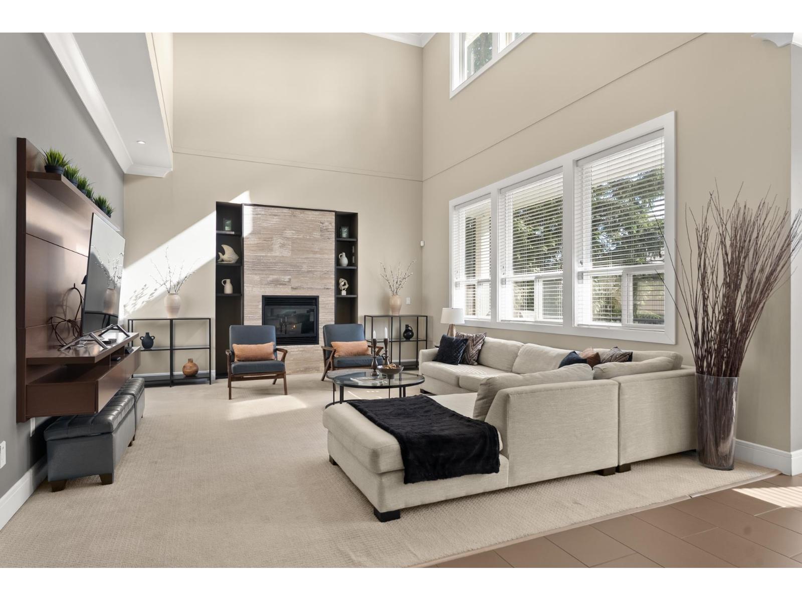 14786 57a Avenue Property Photo 9