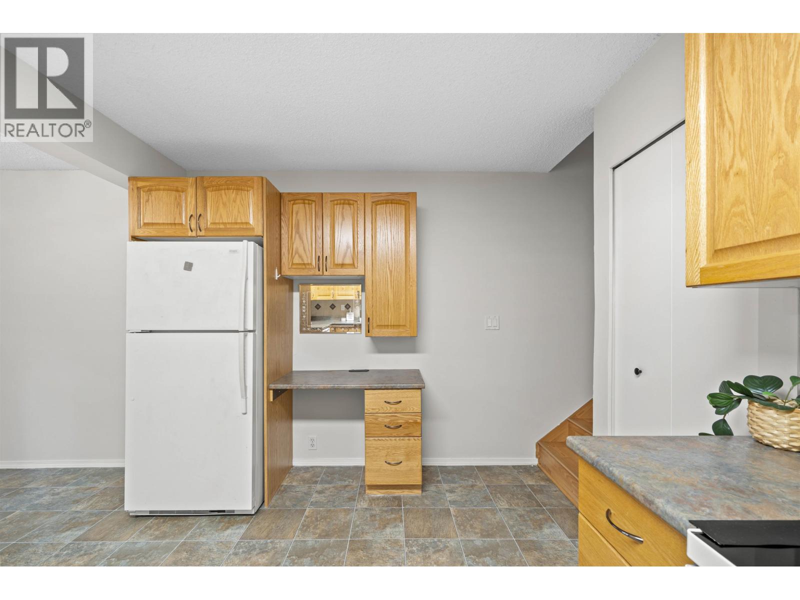 231 Balmoral Place Property Photo 12