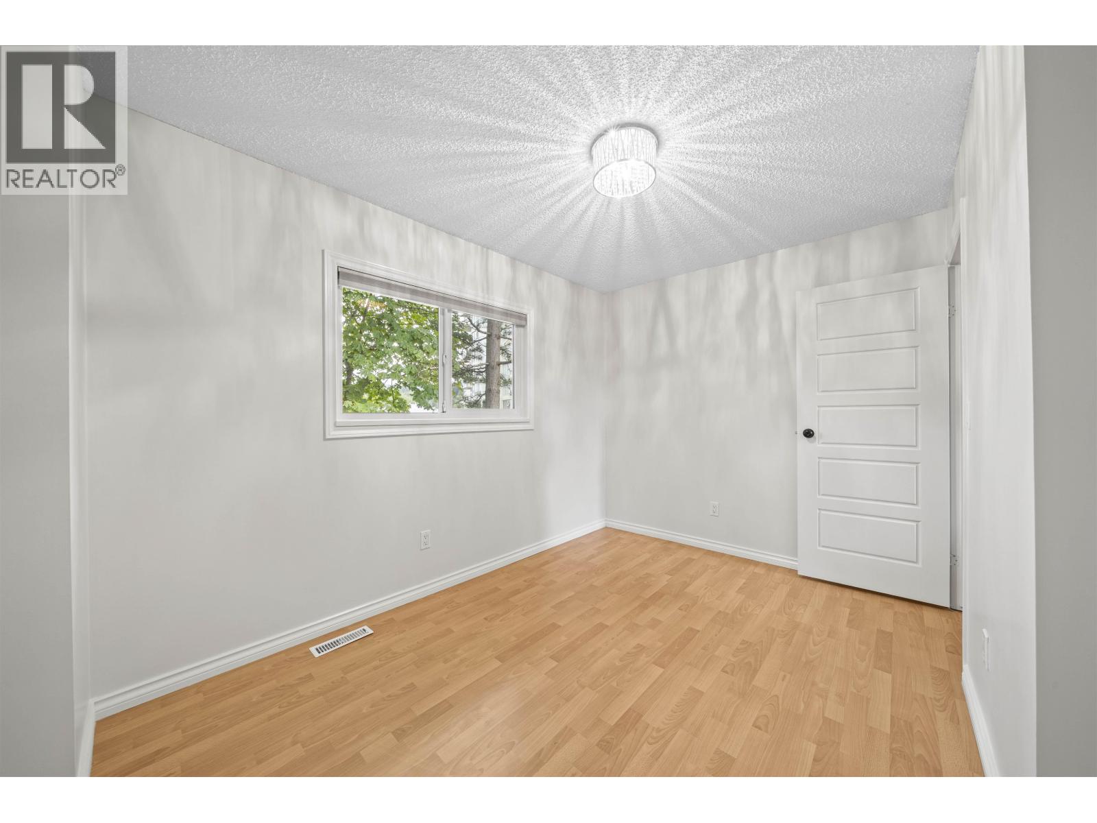 231 Balmoral Place Property Photo 26