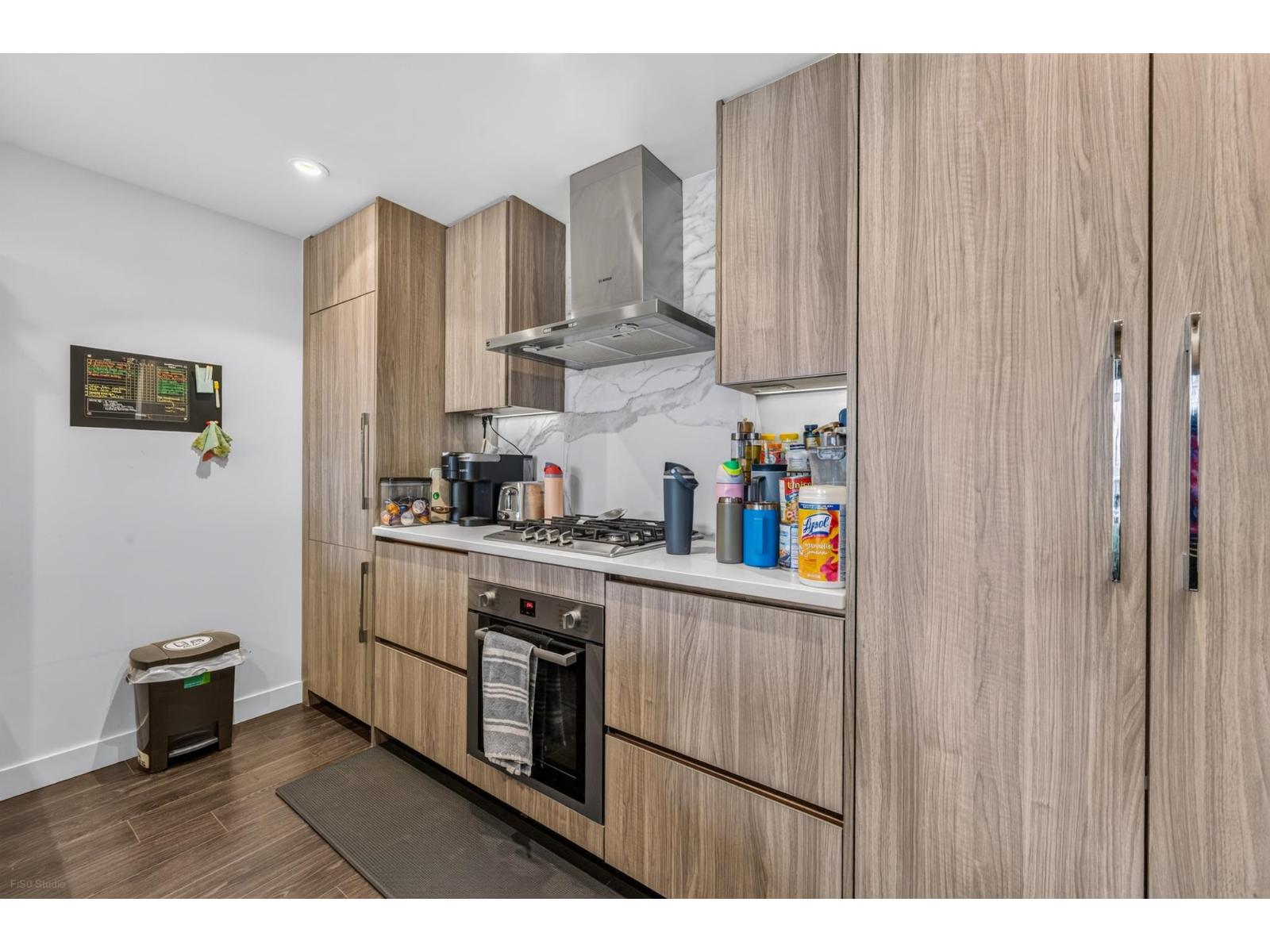 505 9887 Whalley Boulevard Property Photo 18