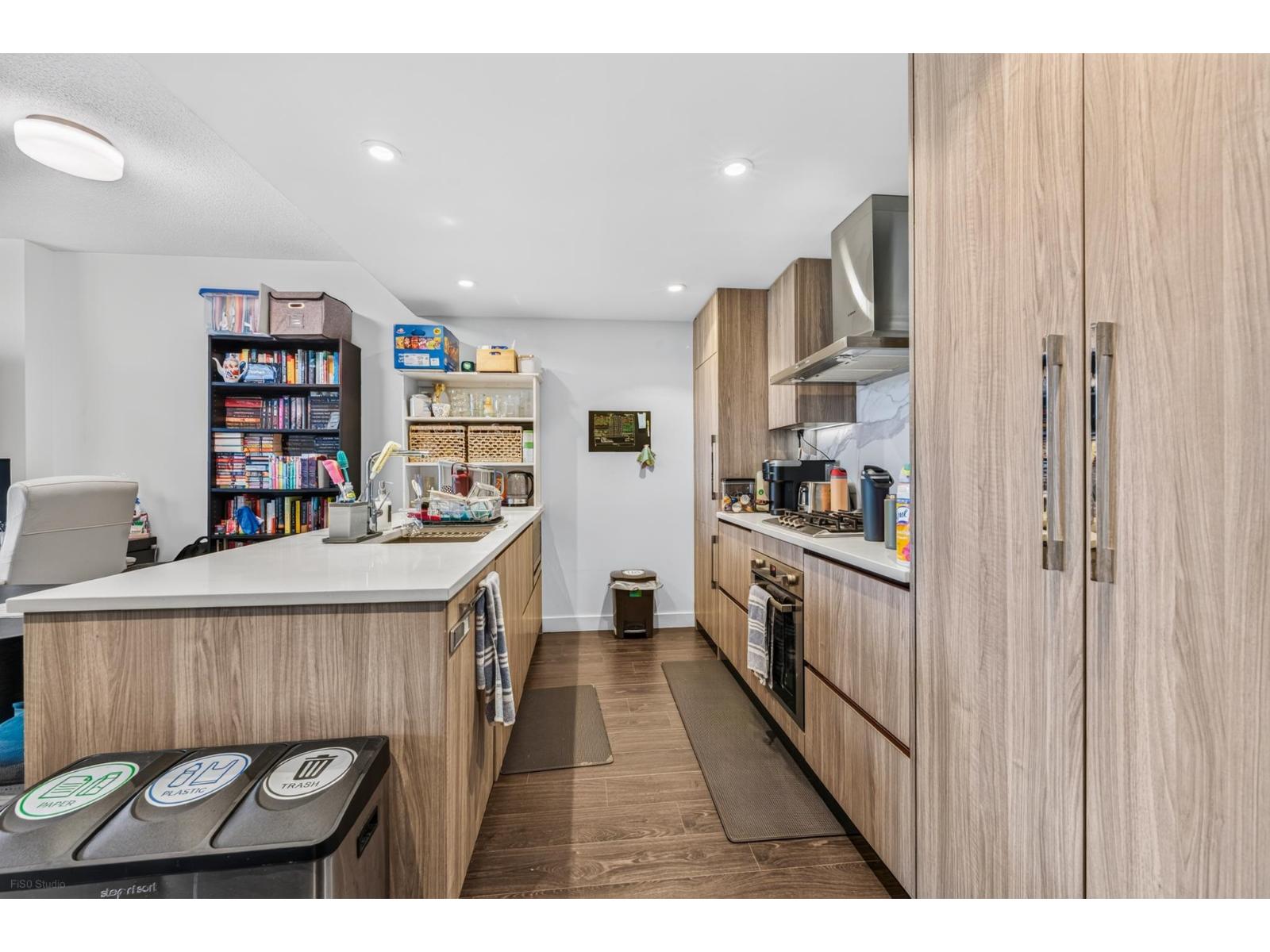 505 9887 Whalley Boulevard Property Photo 19