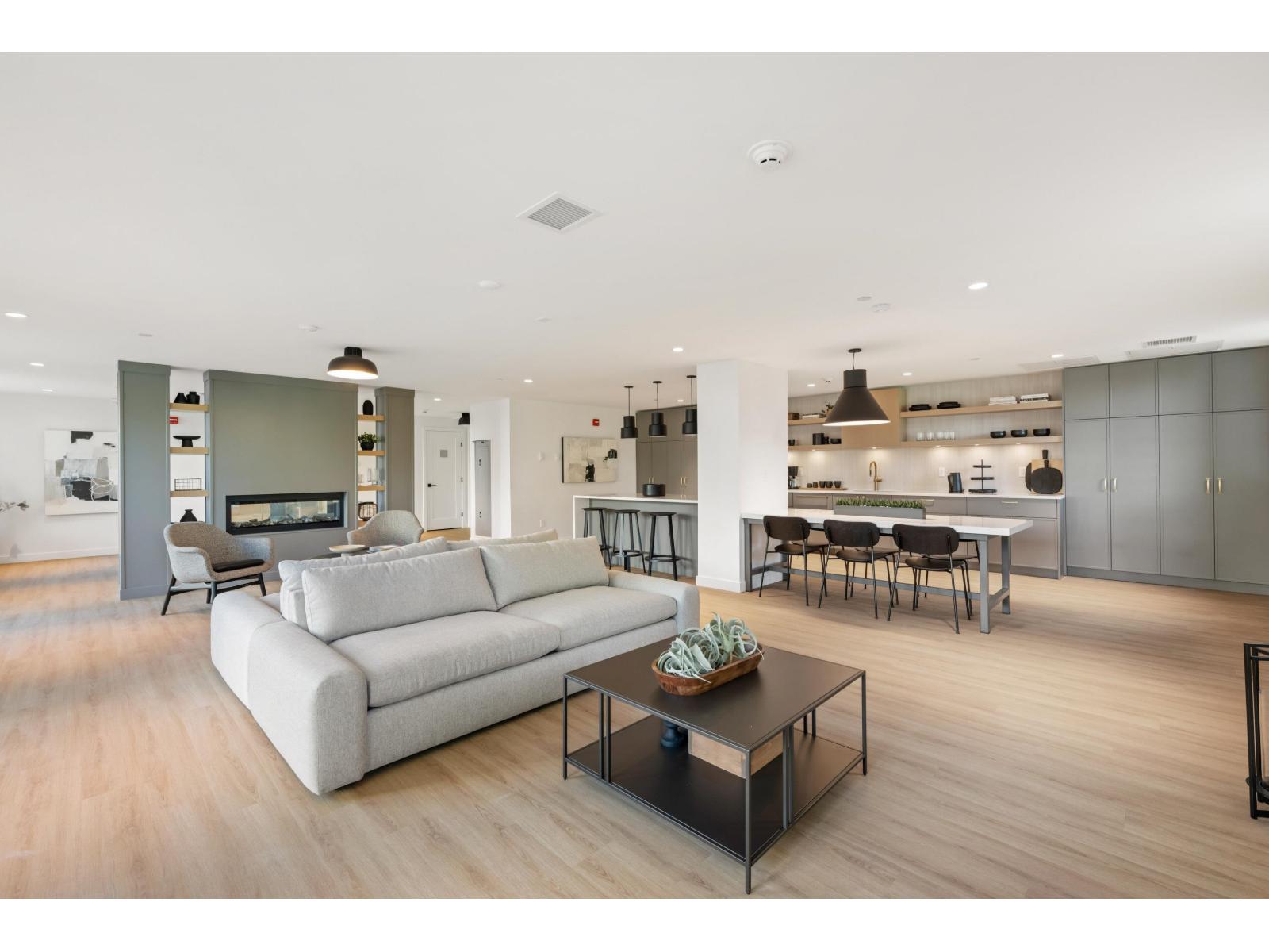 301 2425 166 Street Property Photo 14