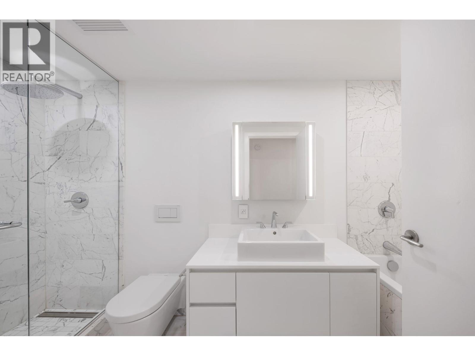 5702 1480 Howe Street Property Photo 21