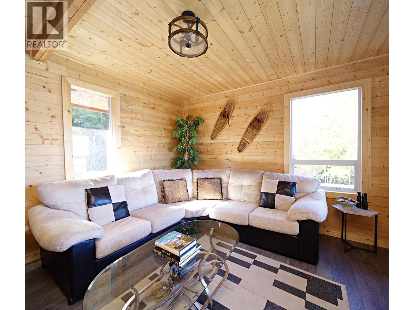 5647 Marshall Creek Road Property Photo 3