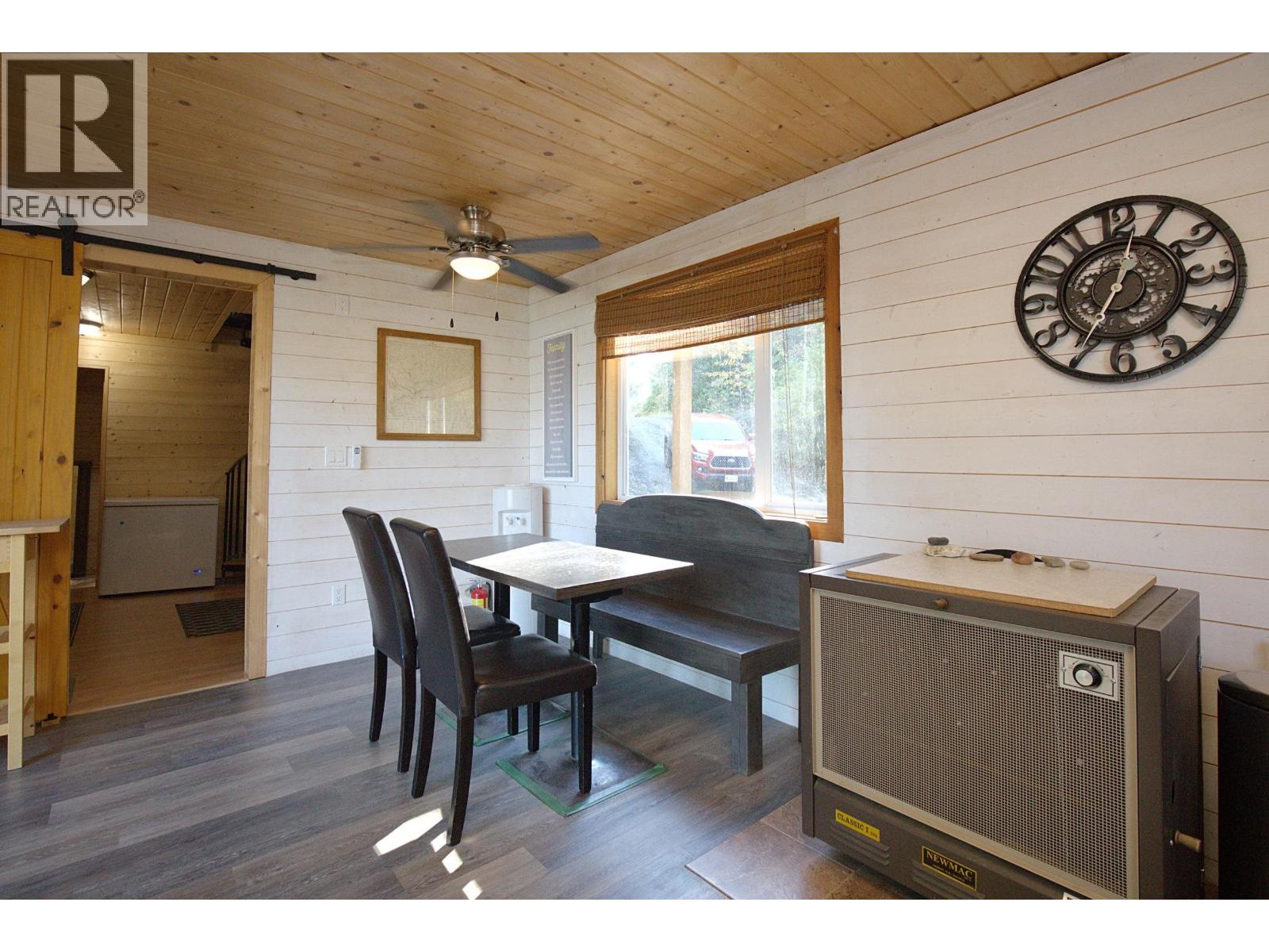 5647 Marshall Creek Road Property Photo 11