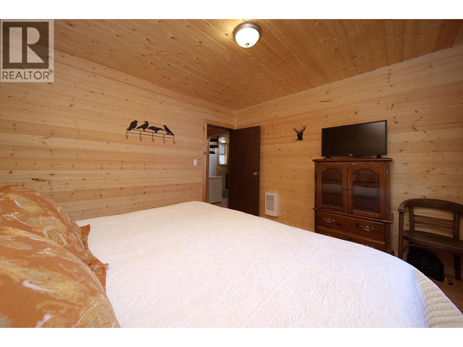 5647 Marshall Creek Road Property Photo 14