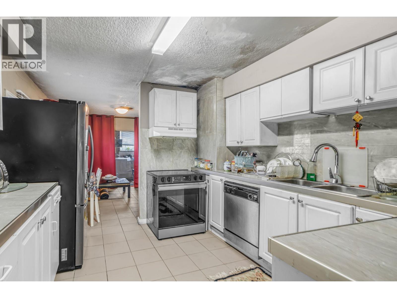2141 Marine Way Property Photo 20