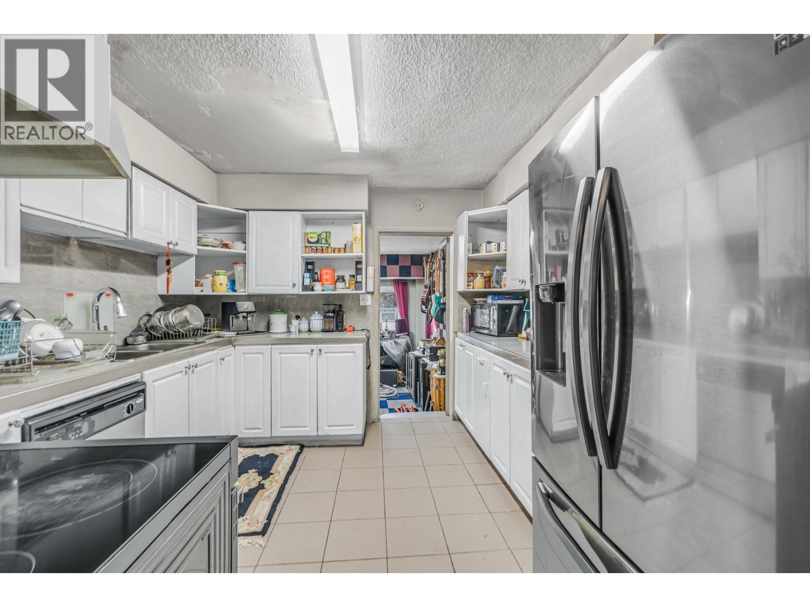 2141 Marine Way Property Photo 21