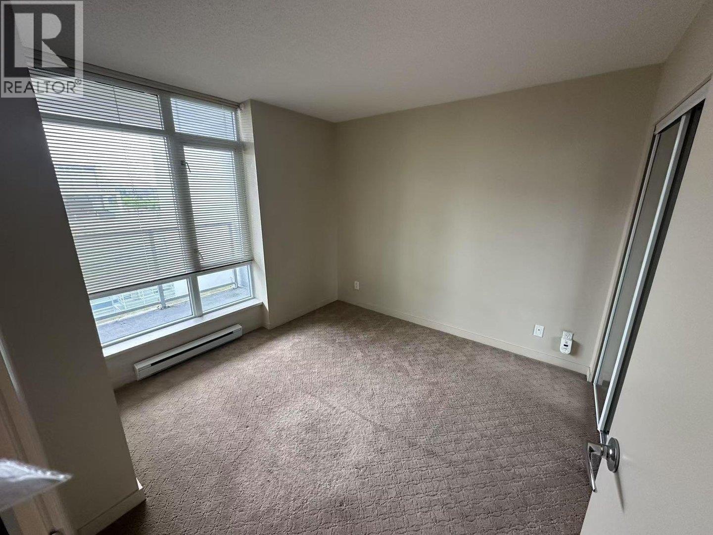 1302 8288 Lansdowne Road Property Photo 8