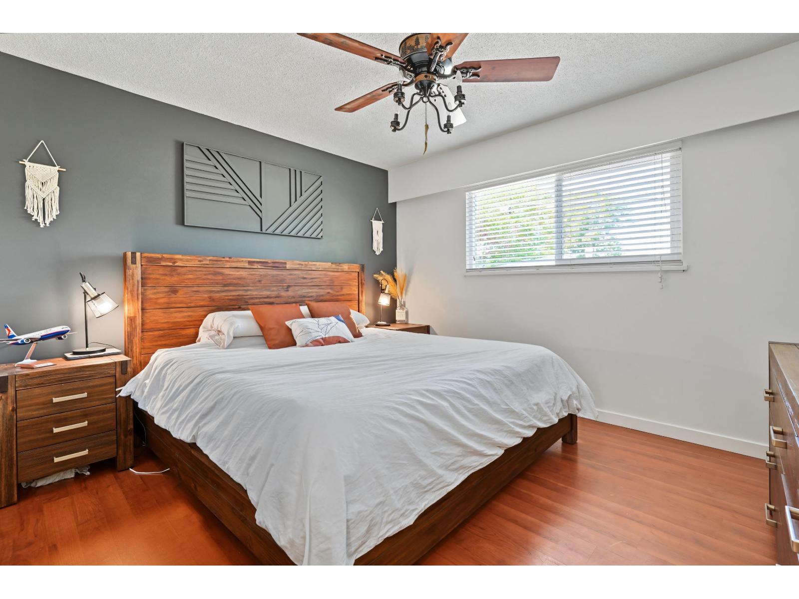 27292 29a Avenue Property Photo 12