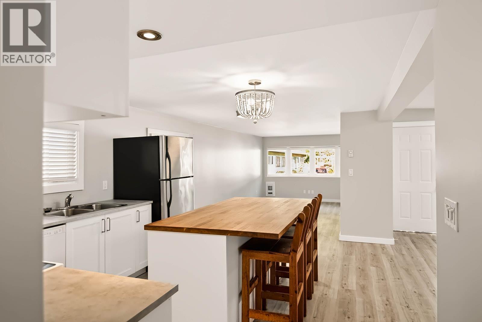 27 1413 Sunshine Coast Highway Property Photo 8