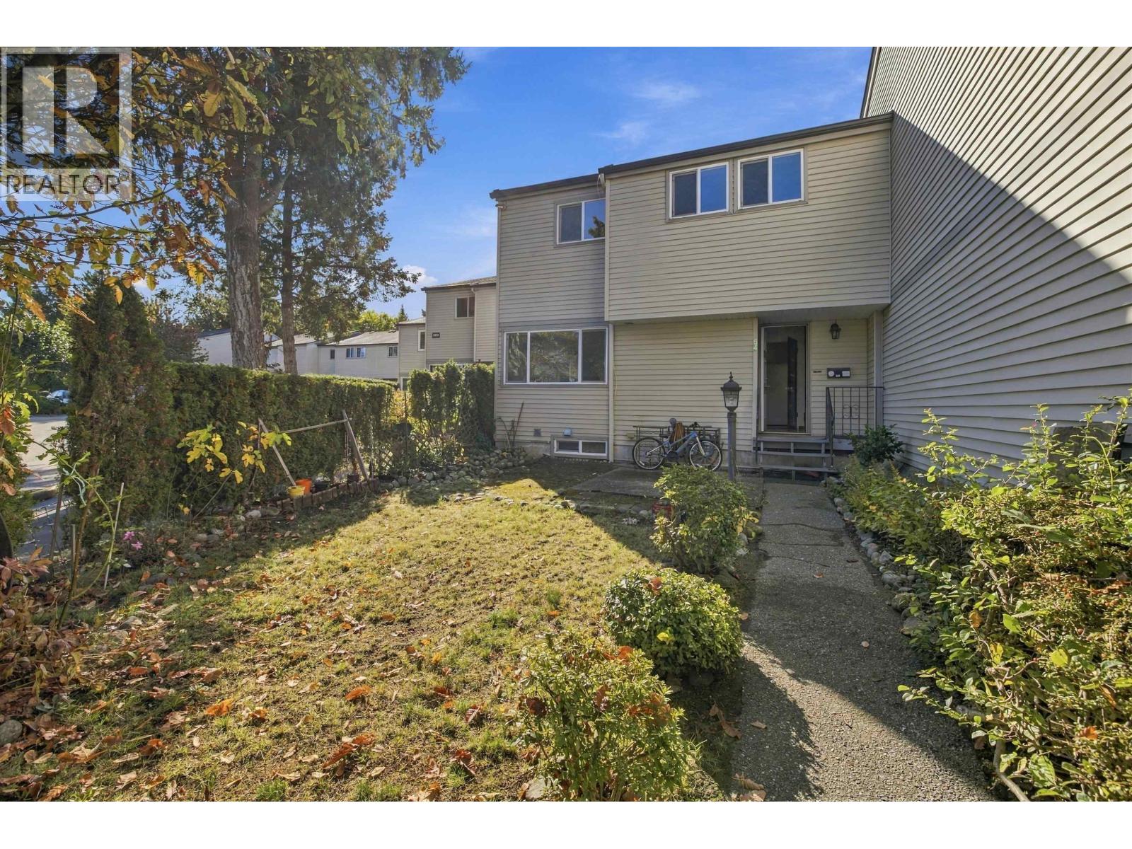64 3433 E 49th Avenue Property Photo 36