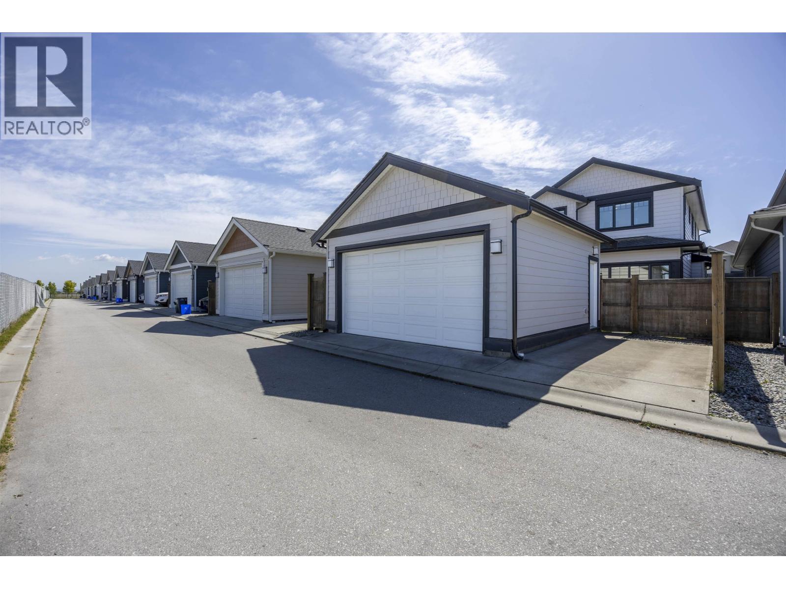 4705 Hazelnut Way Property Photo 37
