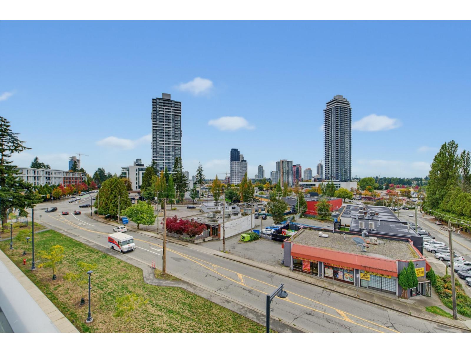 509 10838 Whalley Boulevard Property Photo 30