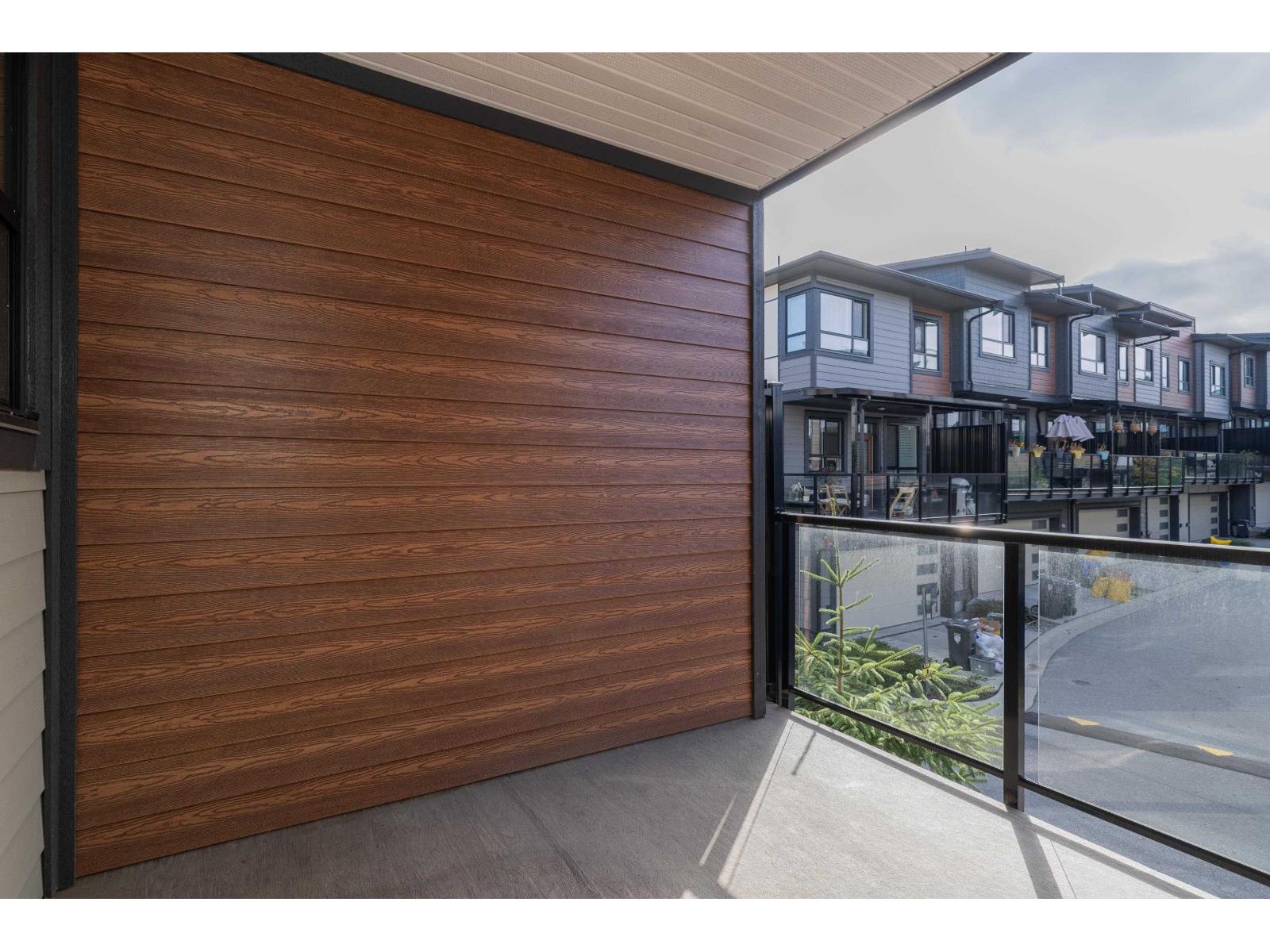 105 20150 81 Avenue Property Photo 31