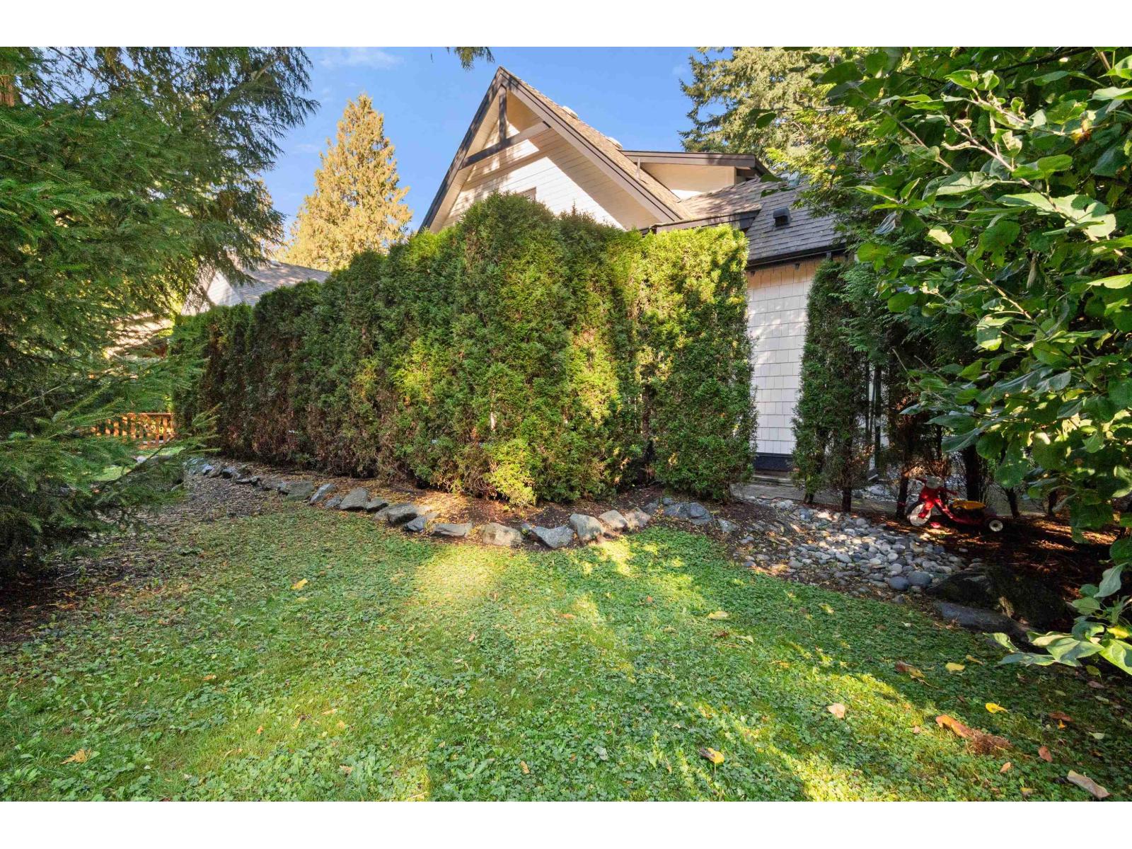 1825 Mossy Green Way Property Photo 26