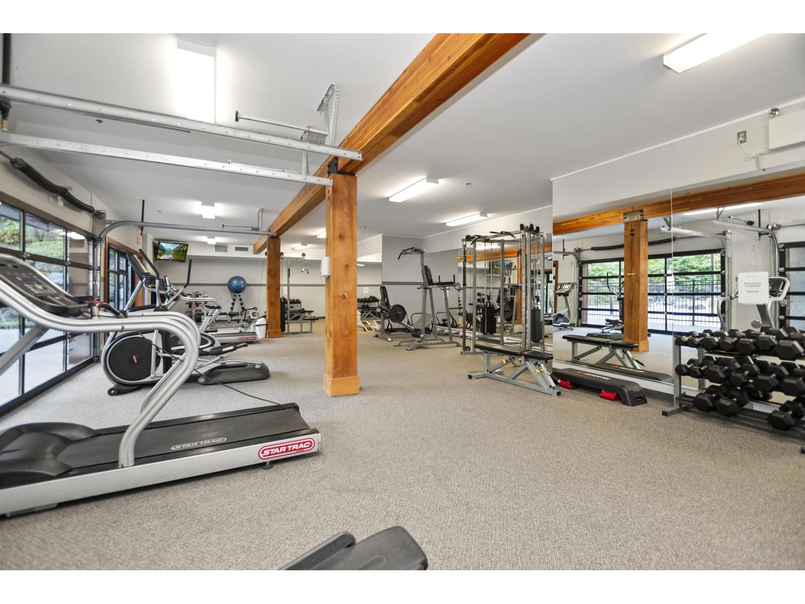 1825 Mossy Green Way Property Photo 35